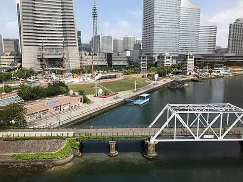 YOKOHAMA AIR CABIN